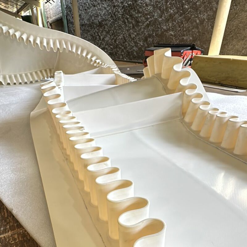 CINTA BLANCA CON ONDULACIONES